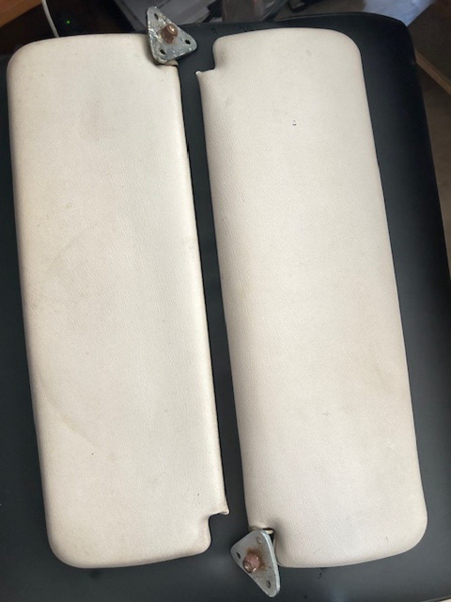 Für Maserati Karosserieteile abzugeben Baujahr BJ -