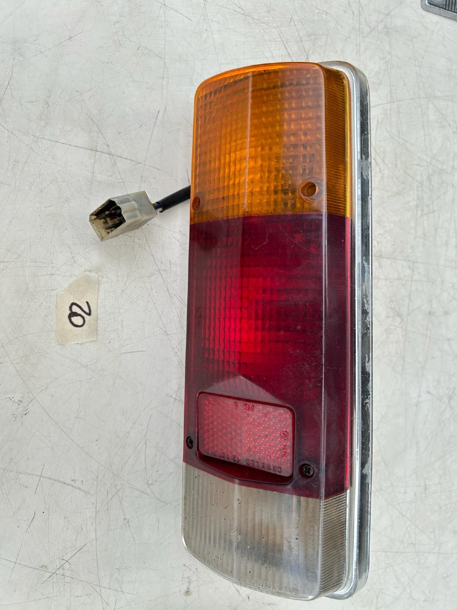 Karosserieteile für Maserati Indy abzugeben Baujahr BJ -