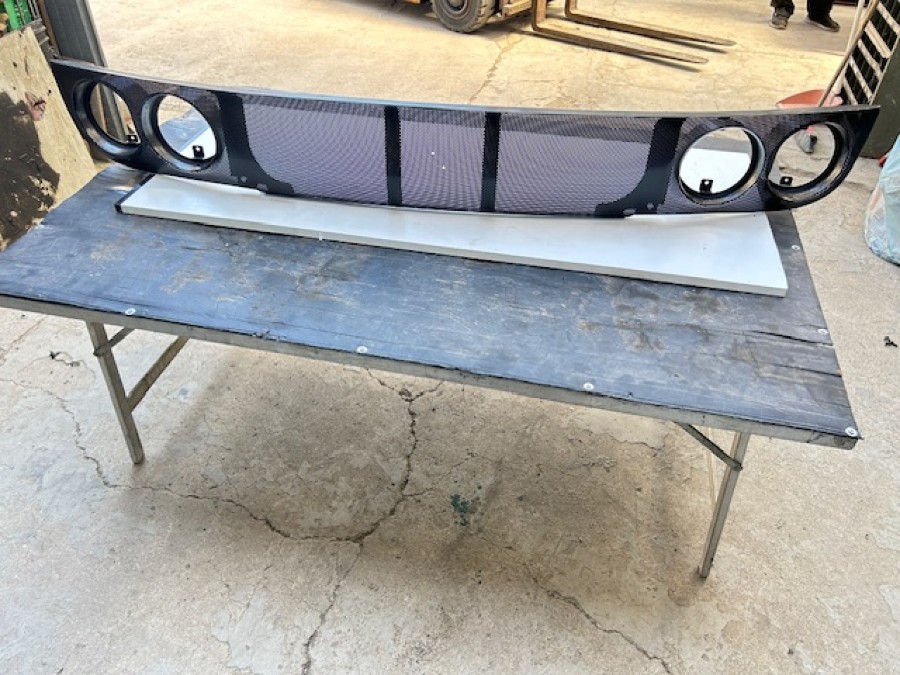 Karosserieteile für Ferrari Baujahr BJ -