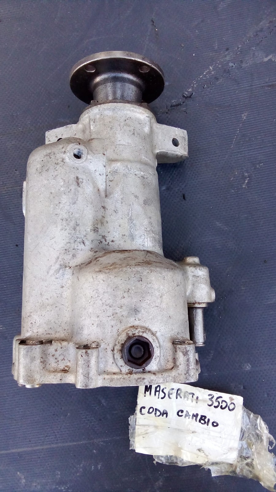 Getriebe für Maserati abzugeben Baujahr BJ -