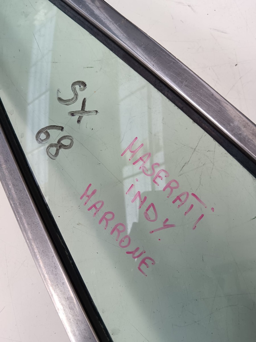 Karosserieteile für Maserati Indy zu verkaufen Baujahr BJ -