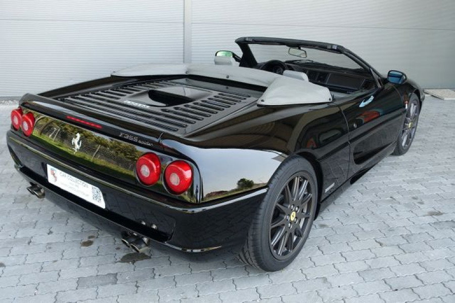 Ferrari F355 Spider Baujahr BJ 05/1996