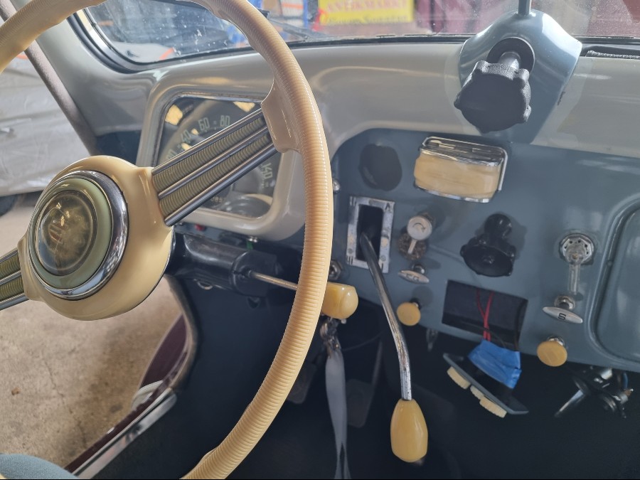 Biete Citroën Traction 11cv traction avant in gutem Zustand Baujahr BJ 06/1954