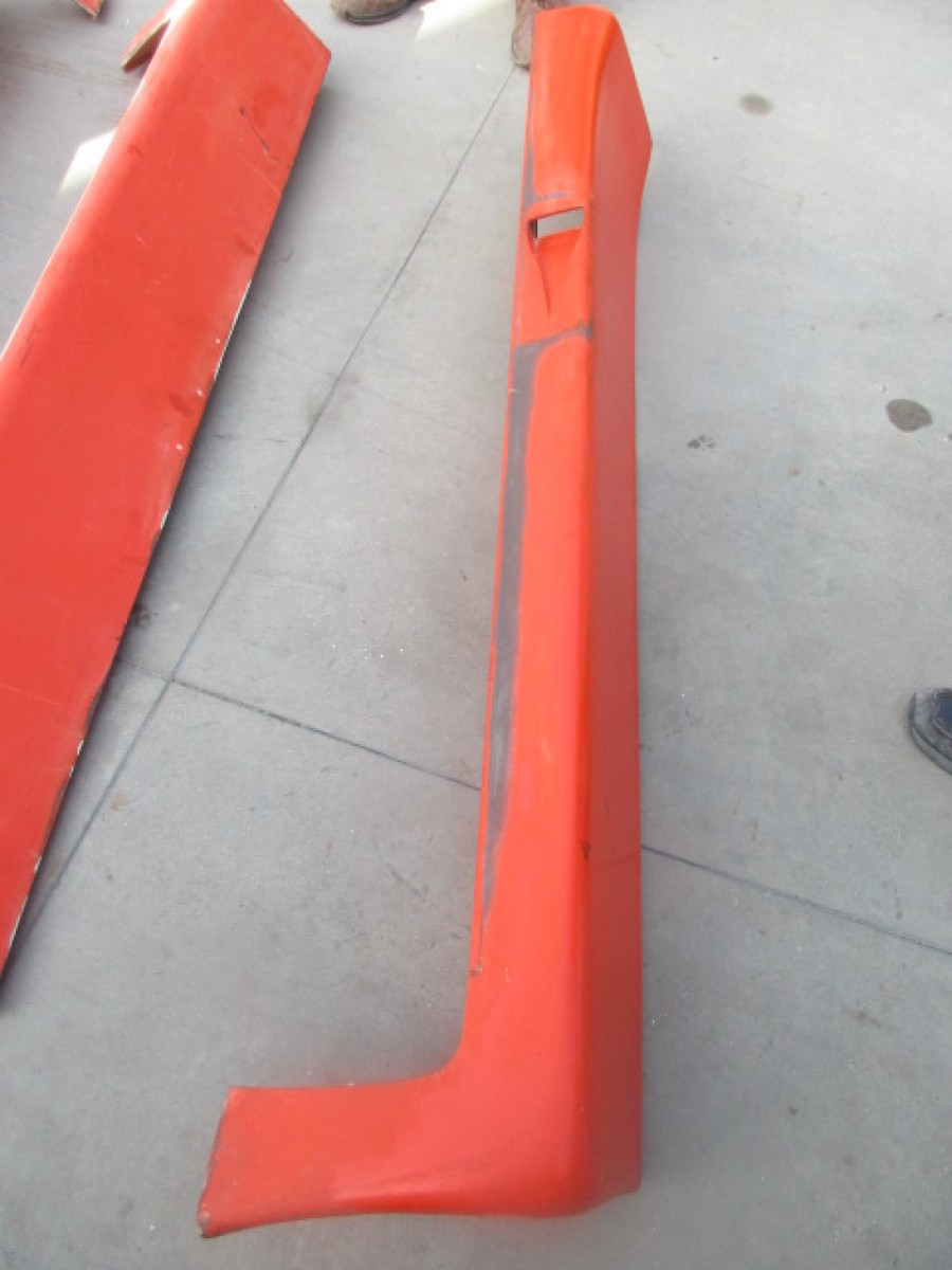 Verkaufe: Karosserieteile für Ferrari F40 Baujahr BJ -