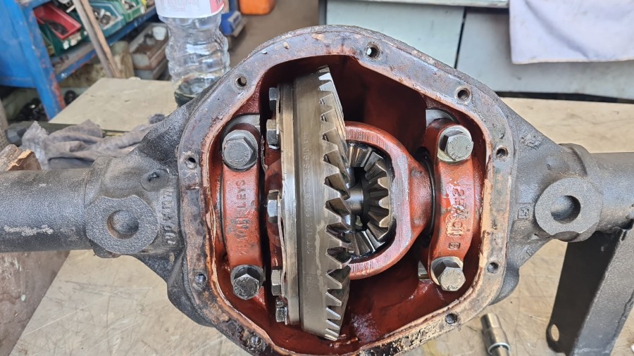 Verkaufe: Getriebe für Maserati Baujahr BJ -