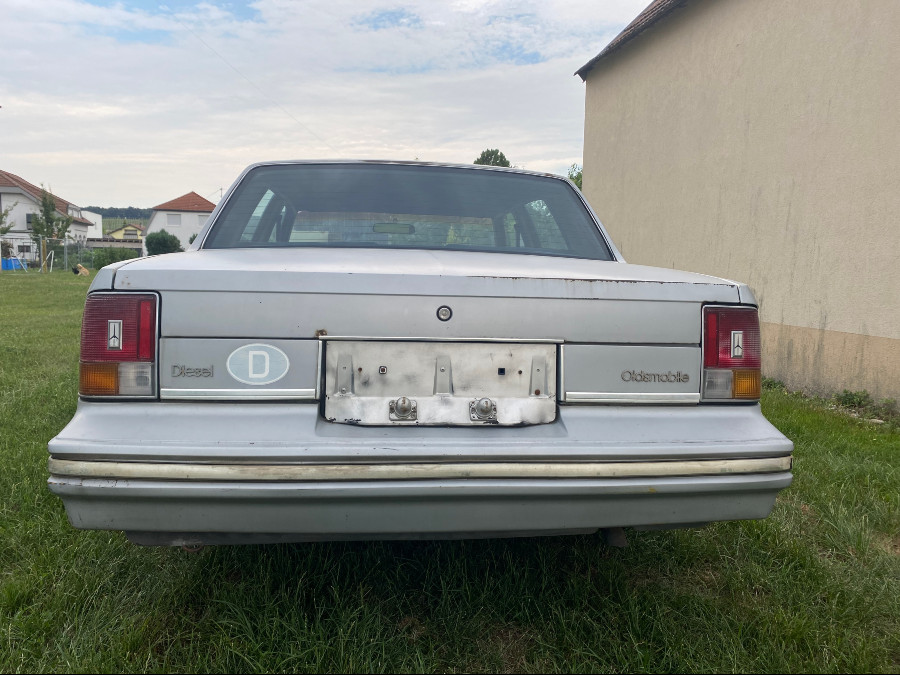 Zu verkaufen: Oldsmobile Cutlass mit Mängeln Baujahr BJ 05/1982