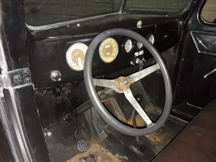 Ford pick up in gebrauchtem Zustand Baujahr BJ 01/1939