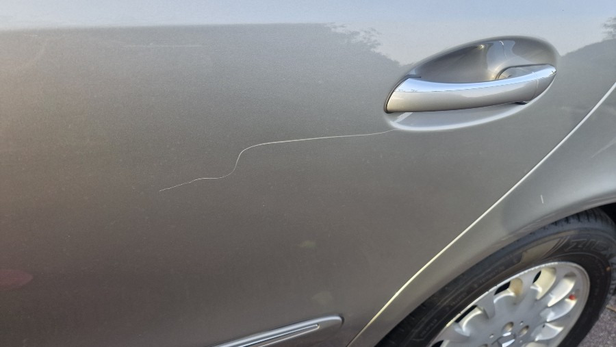 Mercedes Benz E-Klasse E 320 Elegance Limousine, Automatic Baujahr BJ 07/2002