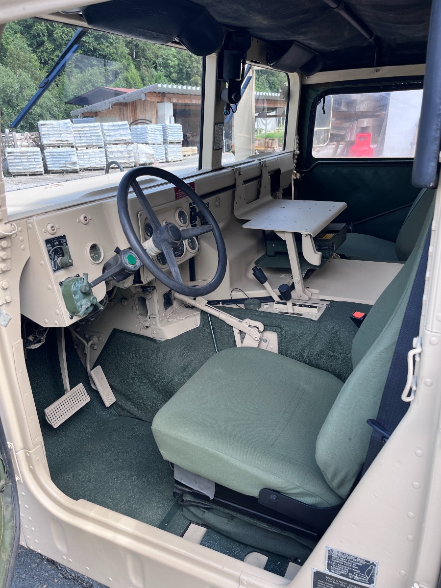 Hummer Humvee M998/M1123 guter Zustand Baujahr BJ 06/1986