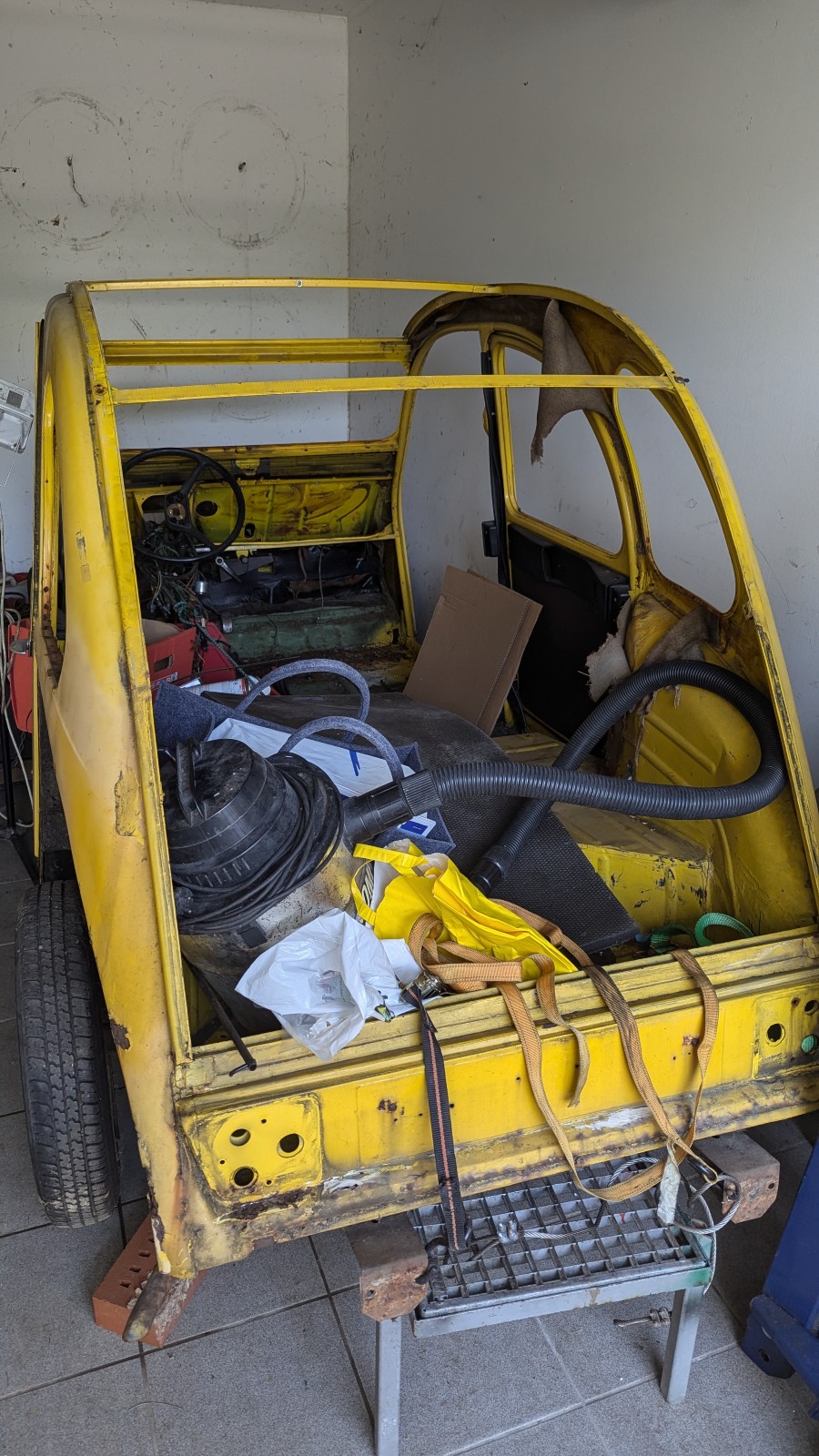 Citroën 2CV Baujahr BJ 06/1981