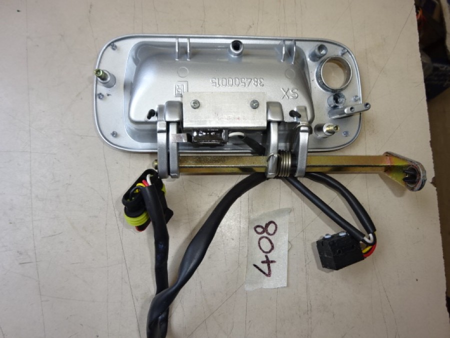 Verkaufe: Karosserieteile für Maserati Baujahr BJ -