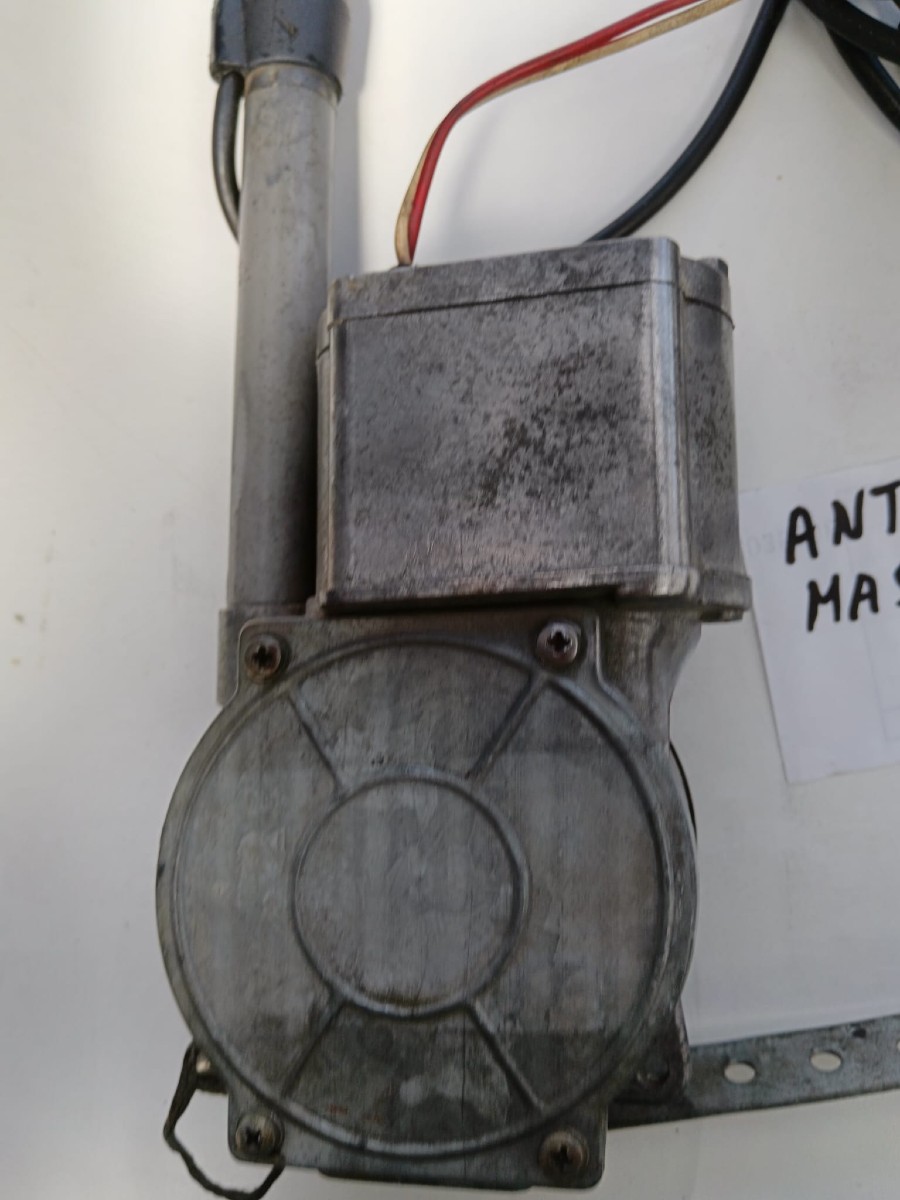 Für Maserati Indy Elektronik abzugeben Baujahr BJ -