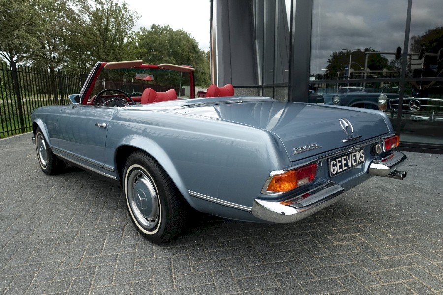1970er Mercedes Benz 280 in Top Zustand wenig gelaufen Baujahr BJ 01/1970