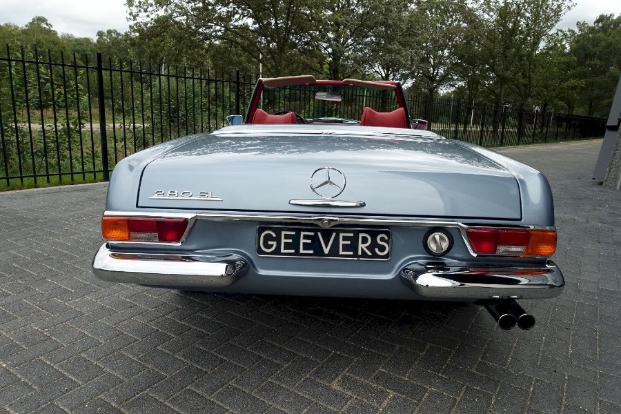 1970er Mercedes Benz 280 in Top Zustand wenig gelaufen Baujahr BJ 01/1970