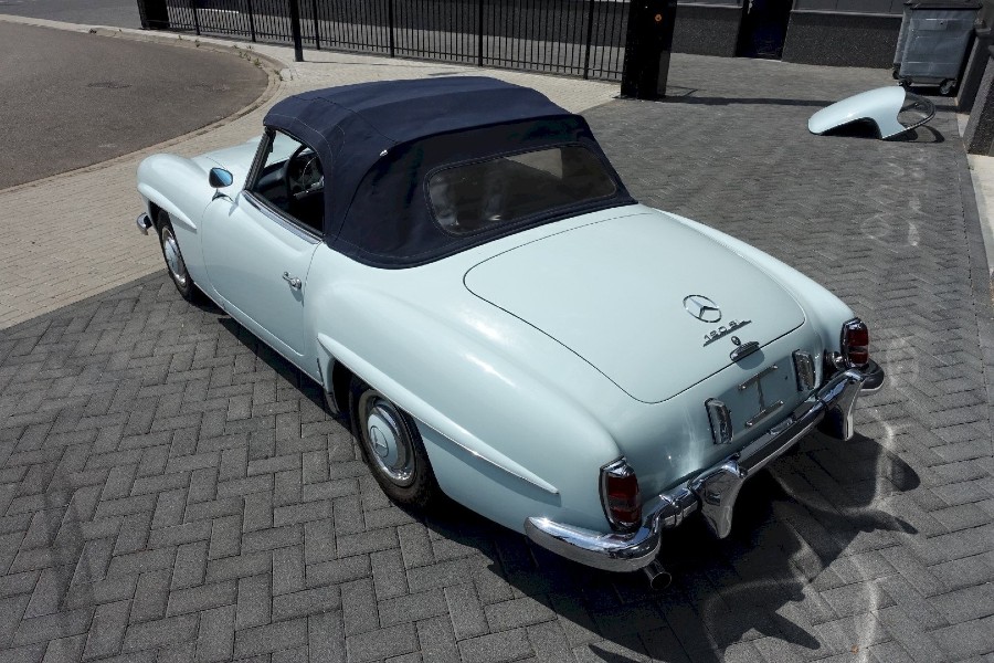 Oldtimer Mercedes Benz 190 SL Cabriolet 2 Tops Baujahr BJ 01/1957