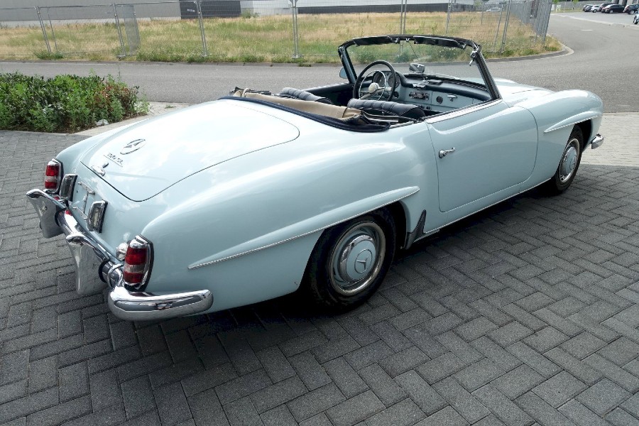 Oldtimer Mercedes Benz 190 SL Cabriolet 2 Tops Baujahr BJ 01/1957