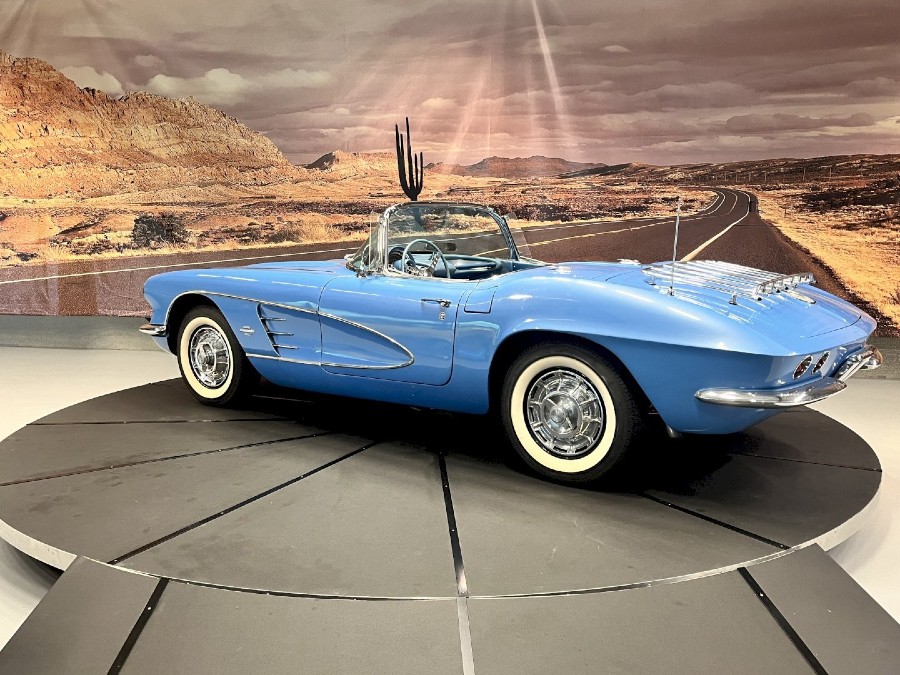 Top: Chevrolet Corvette C1 Baujahr BJ 01/1961