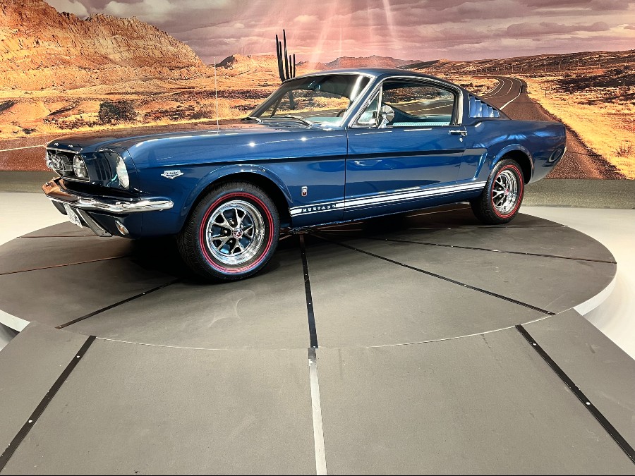 Wunderschön: Ford Mustang Fastback K-Code mit niedriger Laufleistung Baujahr BJ 01/1965
