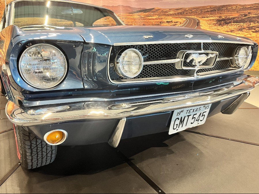 Wunderschön: Ford Mustang Fastback K-Code mit niedriger Laufleistung Baujahr BJ 01/1965