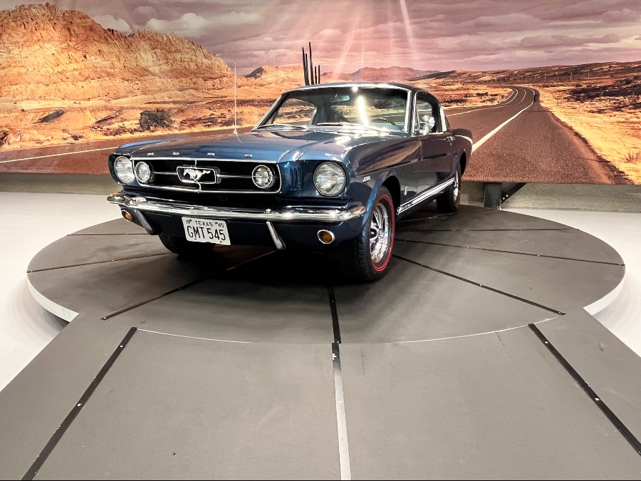 Wunderschön: Ford Mustang Fastback K-Code mit niedriger Laufleistung Baujahr BJ 01/1965