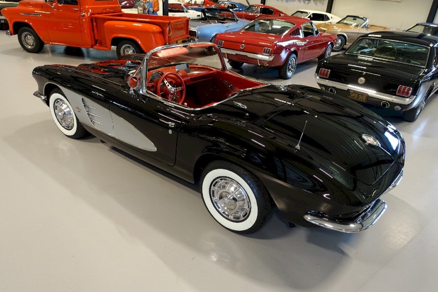 Top Zustand: Chevrolet Corvette C1 zu verkaufen Baujahr BJ 01/1961