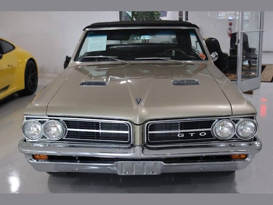Pontiac GTO in gutem Zustand steht zum Verkauf Baujahr BJ 09/1964