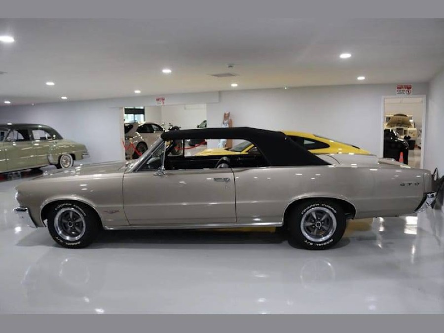 Pontiac GTO in gutem Zustand steht zum Verkauf Baujahr BJ 09/1964