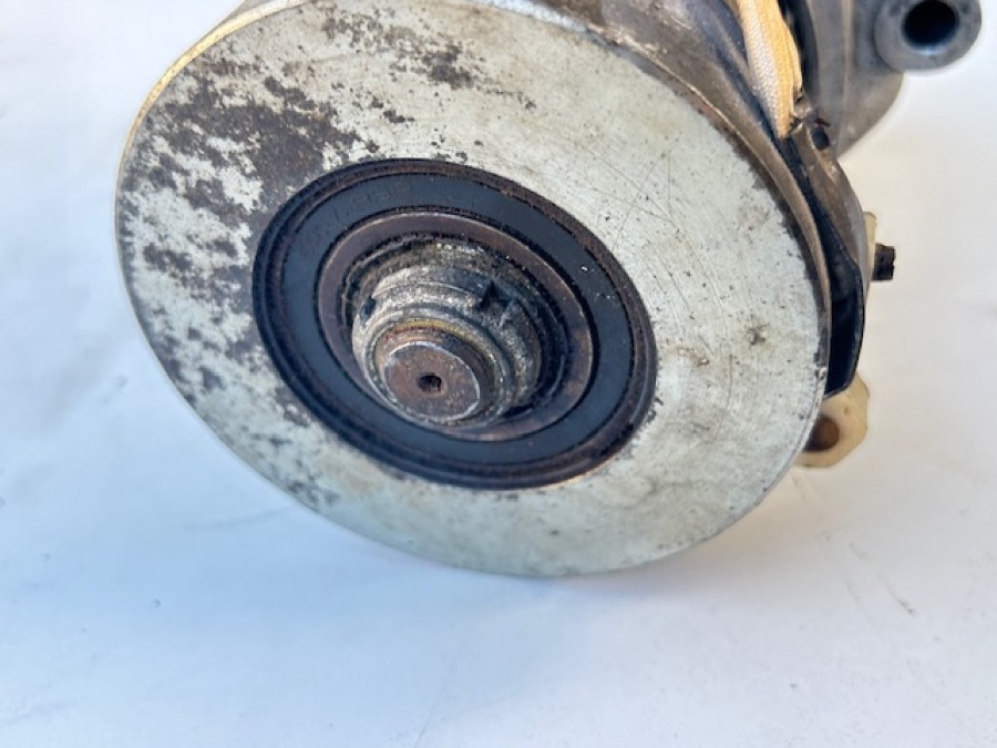 Motor für Ferrari 365 abzugeben Baujahr BJ -