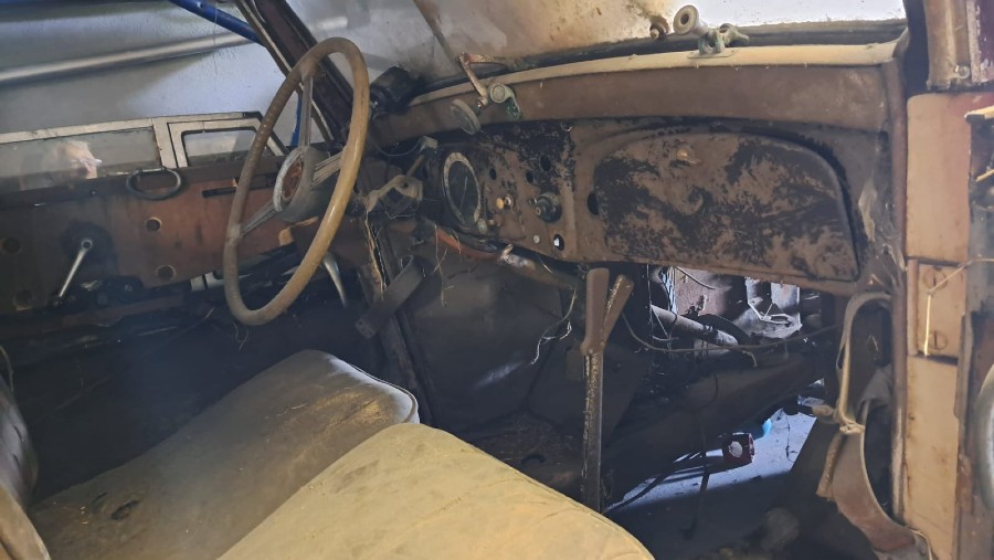 Verkaufe: Karosserieteile für Steyr Baujahr BJ -