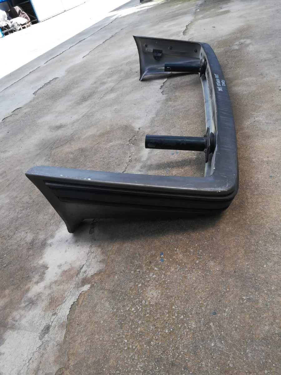 Karosserieteile für Maserati Biturbo zu verkaufen Baujahr BJ -