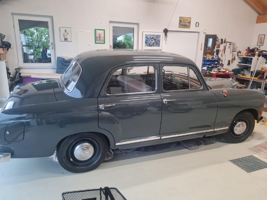 Top: Mercedes Benz Ponton Baujahr BJ 10/1955
