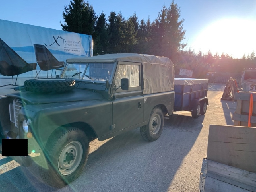 Land Rover Defender in gutem Zustand Baujahr BJ 08/1977