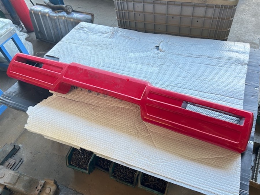 Karosserieteile für Ferrari F40 zu verkaufen Baujahr BJ -