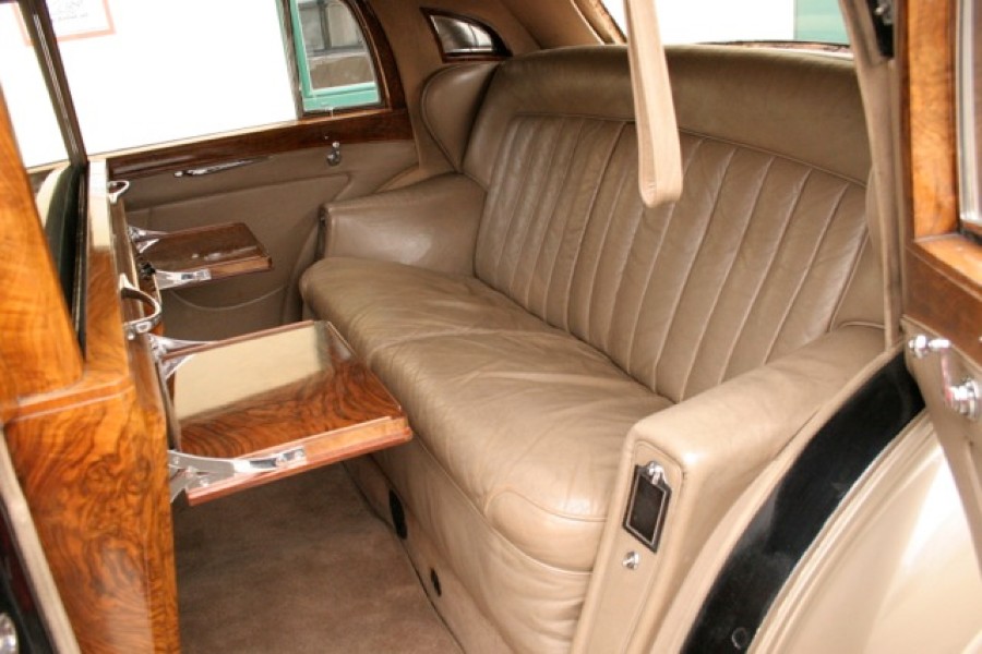 Historisch zugelassen: Rolls Royce Silver Wraith zu verkaufen Baujahr BJ 01/1952