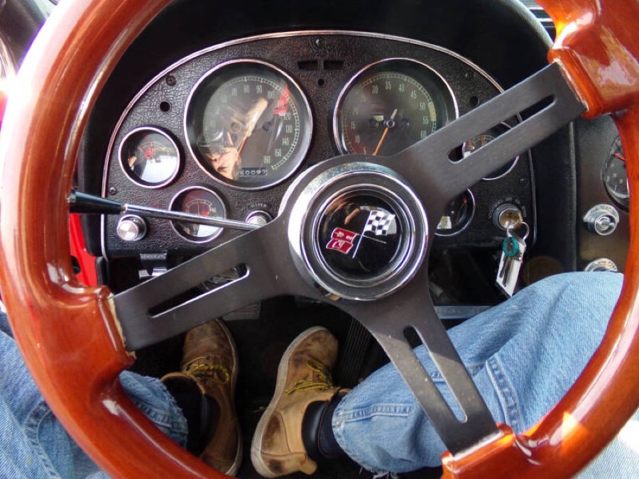 Chevrolet Corvette guter Zustand sucht neuen Besitzer Baujahr BJ 08/1965