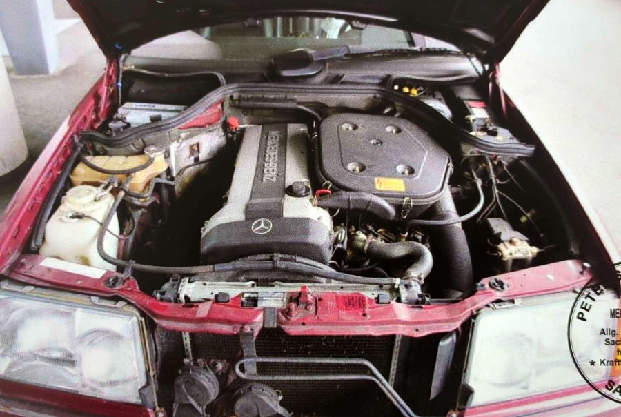 Mercedes Benz E-Klasse in gutem Zustand Baujahr BJ 11/1992