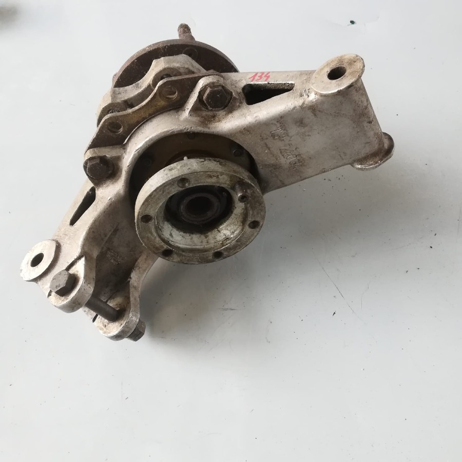 Für Maserati Hinterachse zu verkaufen Baujahr BJ -