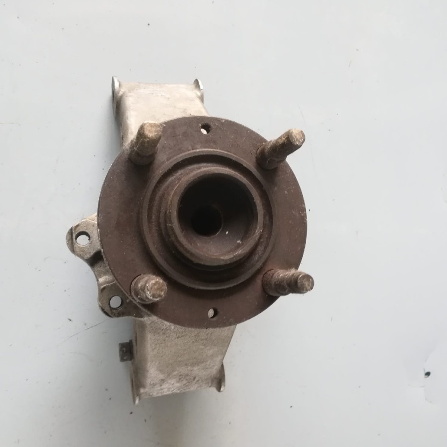 Für Maserati Hinterachse zu verkaufen Baujahr BJ -