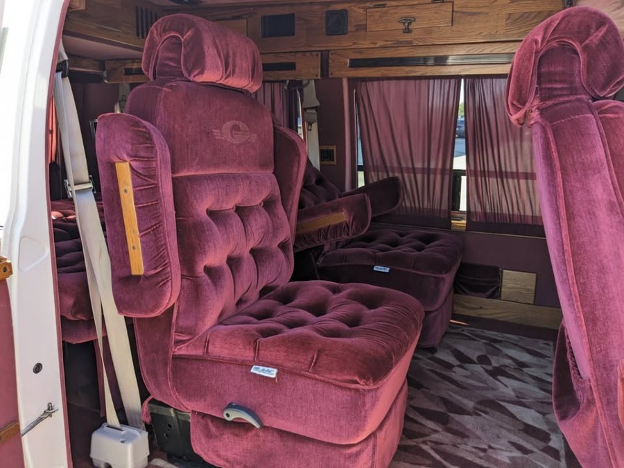 Dodge Ram B - 250 VAN in gutem Zustand im Angebot Baujahr BJ 12/1994