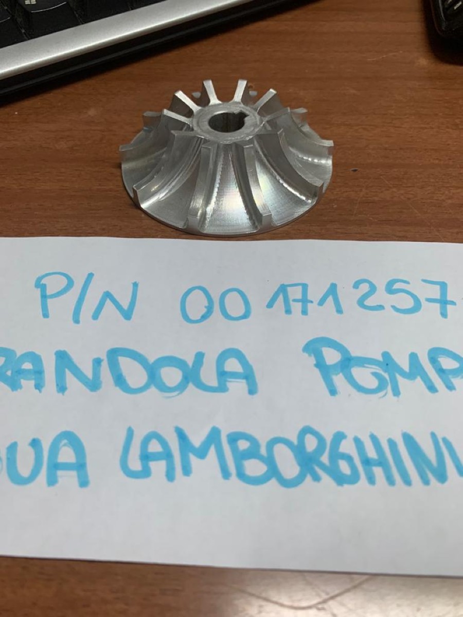 Verkaufe: Motor für Lamborghini Espada Baujahr BJ -