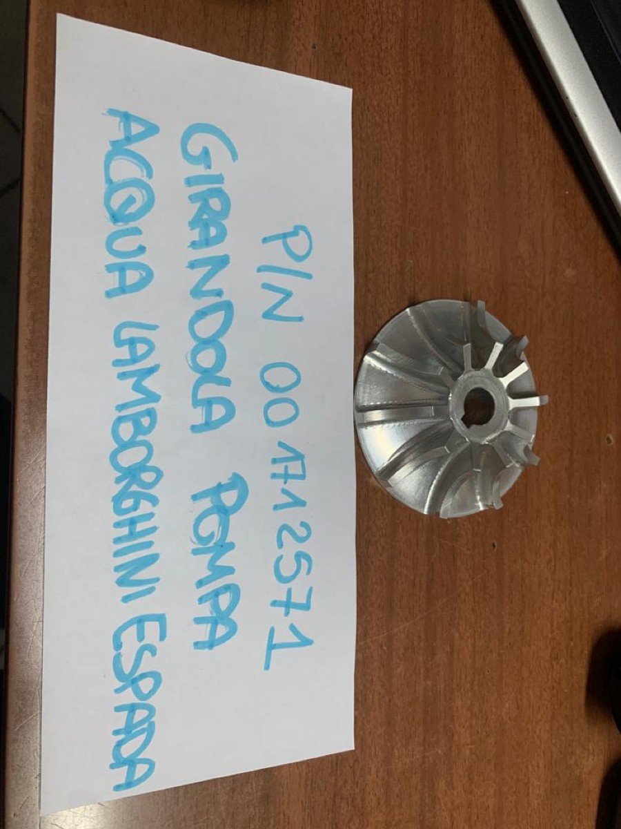 Verkaufe: Motor für Lamborghini Espada Baujahr BJ -