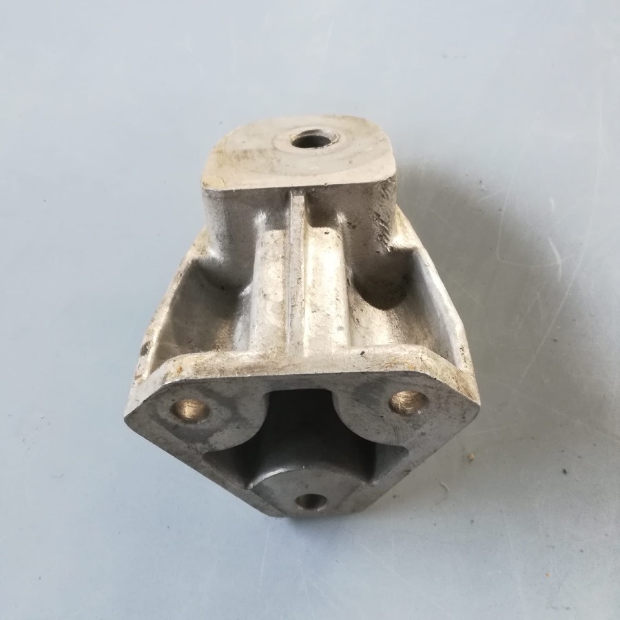 Für Maserati Indy Motor abzugeben Baujahr BJ -