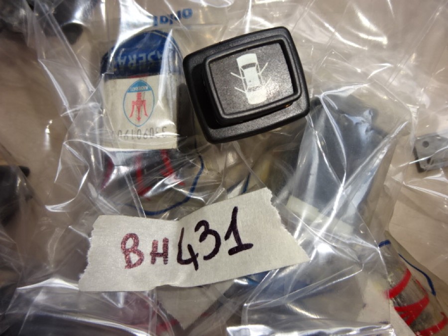 Für Maserati Elektronik zu verkaufen Baujahr BJ -