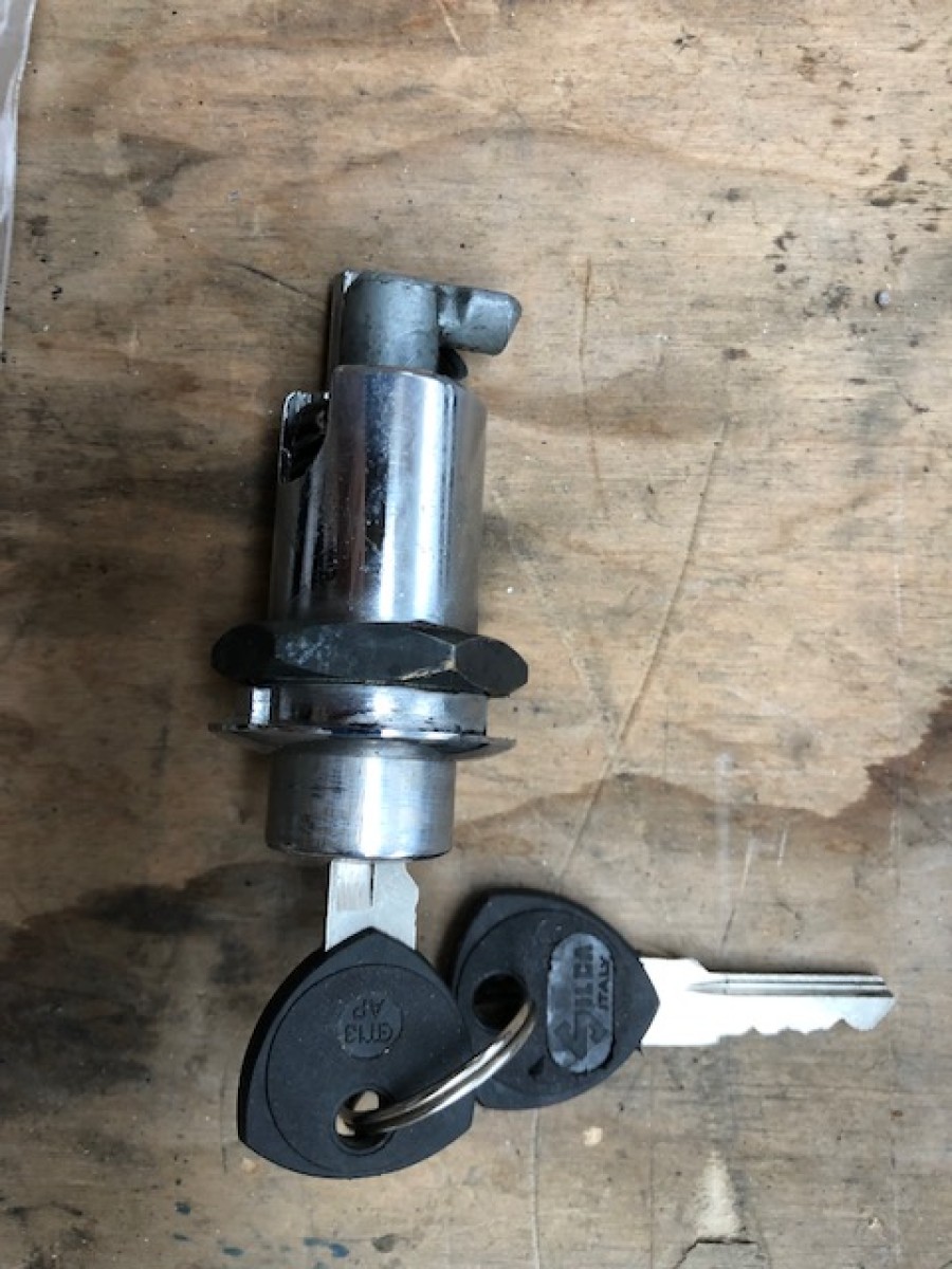 Verkaufe: Karosserieteile für Lamborghini Baujahr BJ -