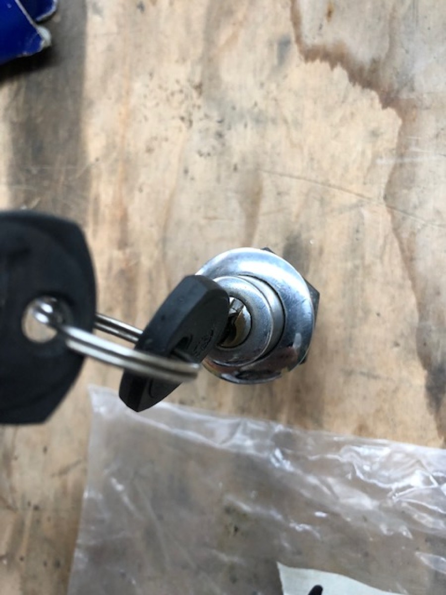 Verkaufe: Karosserieteile für Lamborghini Baujahr BJ -