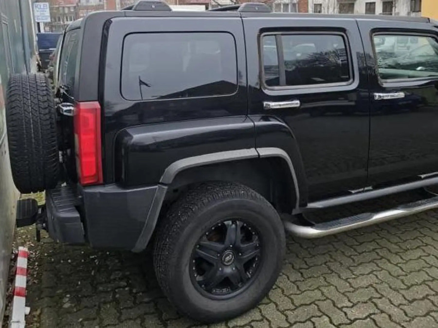 Hummer H3 in gebrauchtem Zustand Baujahr BJ -