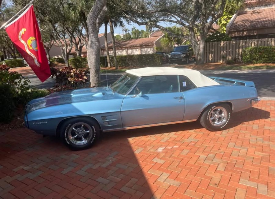 Pontiac Firebird guter Zustand sucht neuen Besitzer Baujahr BJ 11/1969