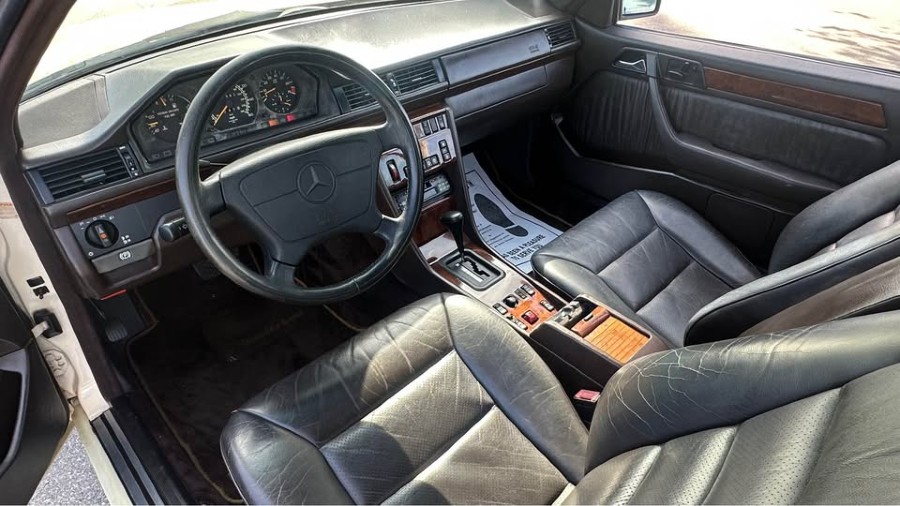 Biete Mercedes Benz C-Klasse guter Zustand Baujahr BJ 10/1993