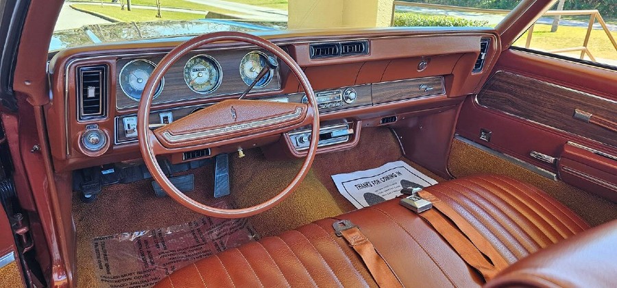 Oldtimer Oldsmobile Cutlass in makellosem Zustand Baujahr BJ 10/1971