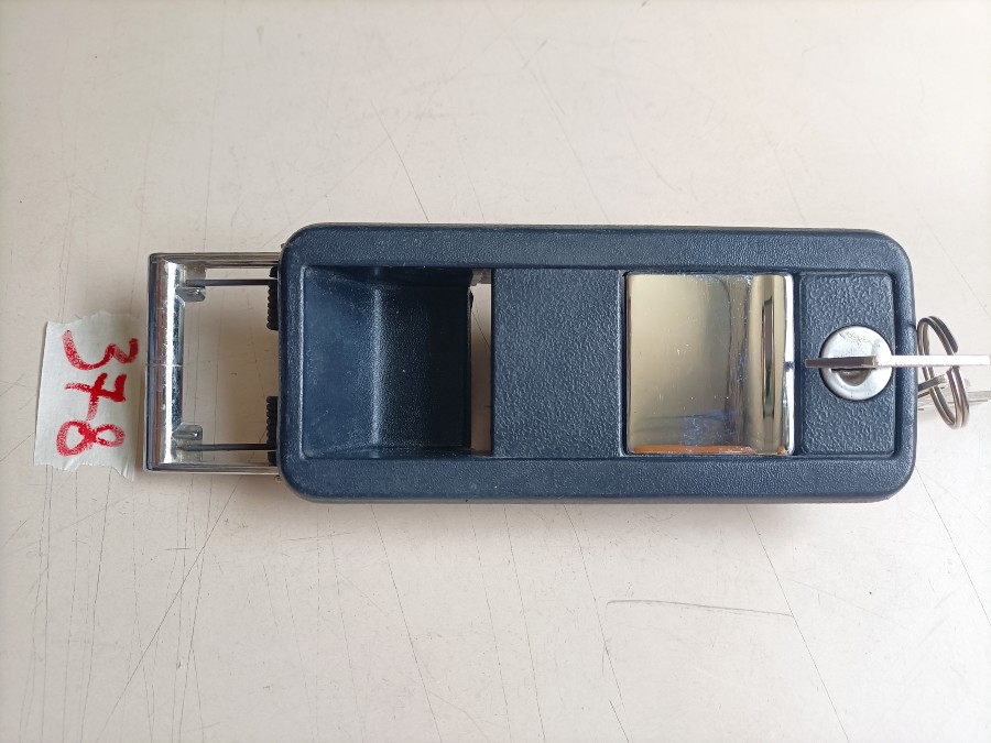 Karosserieteile für Maserati Baujahr BJ -